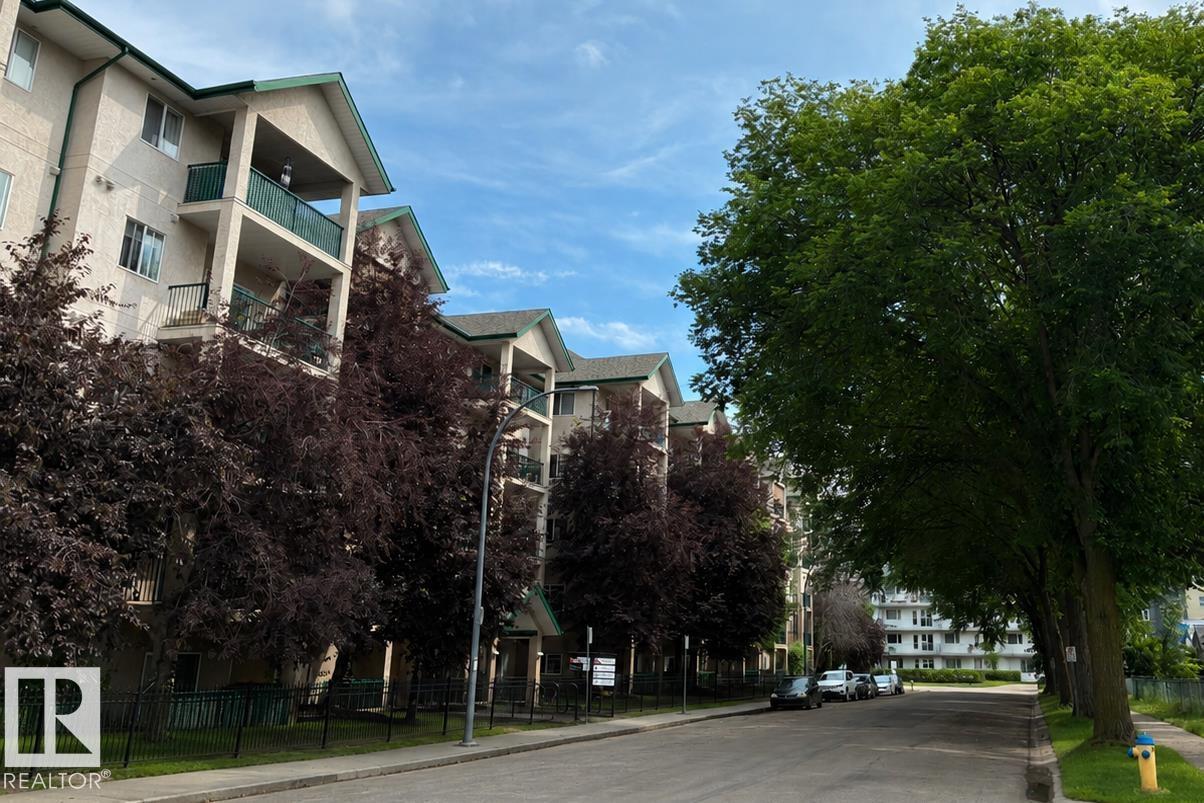 11325 83 ST NW - 1