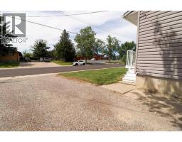 186 8 Street W, Cardston, AB T0K0K0 Photo 45