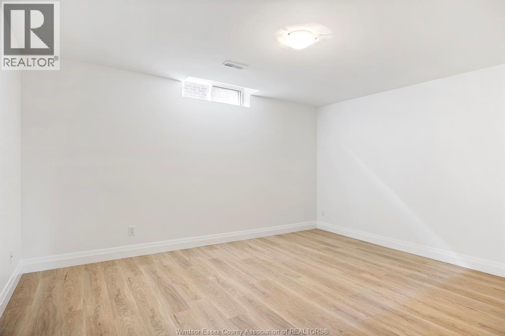 1214 CAMPANA CRESCENT - 32