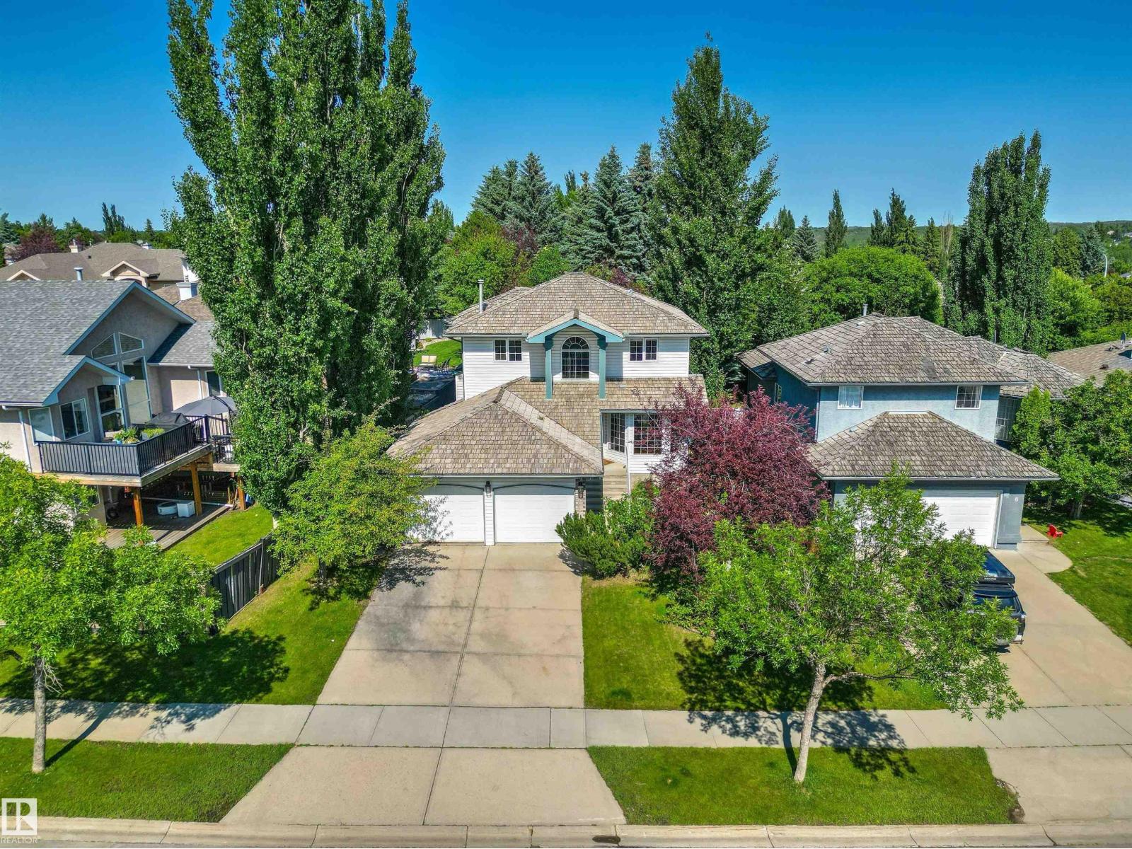 6 OAKRIDGE DR S - 1