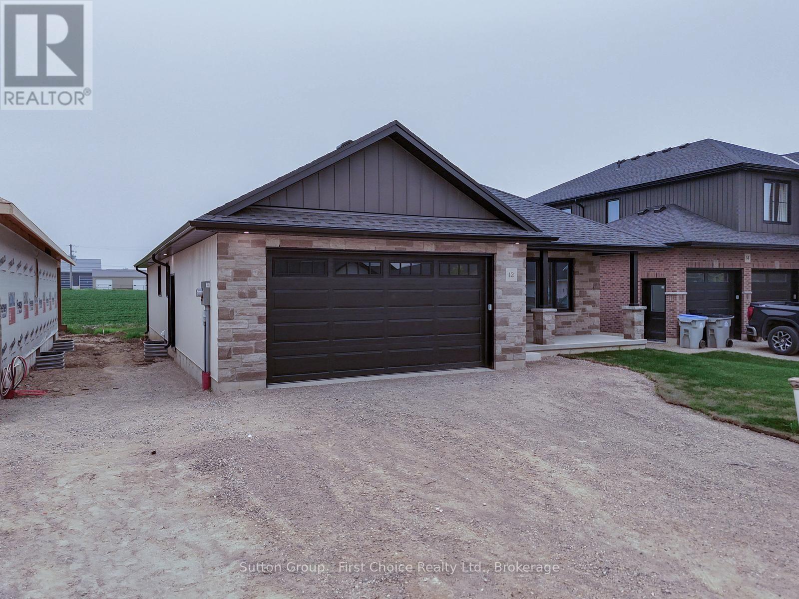 12 NELSON STREET - 39
