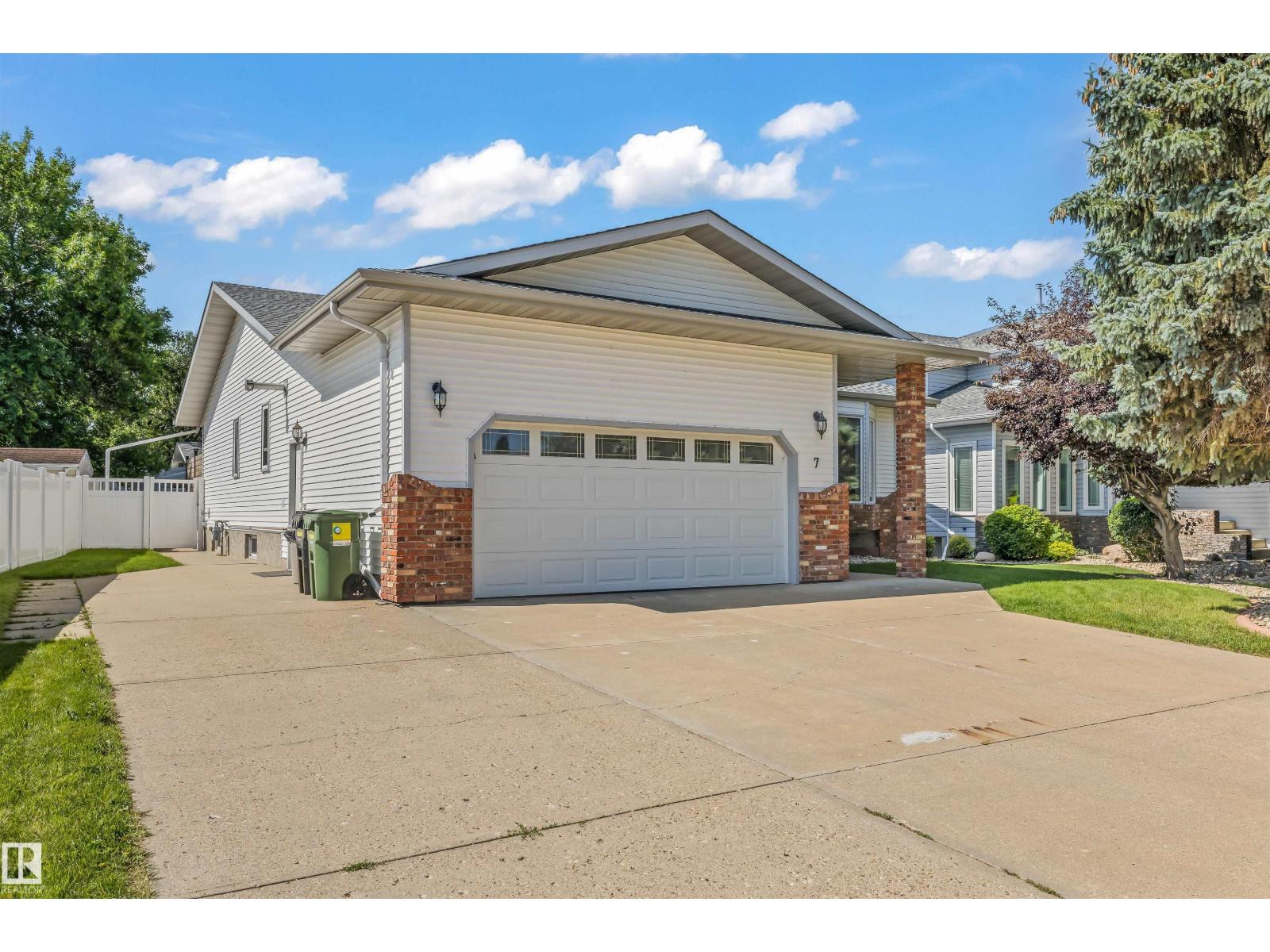 7 WILLIAM BELL DR - 2