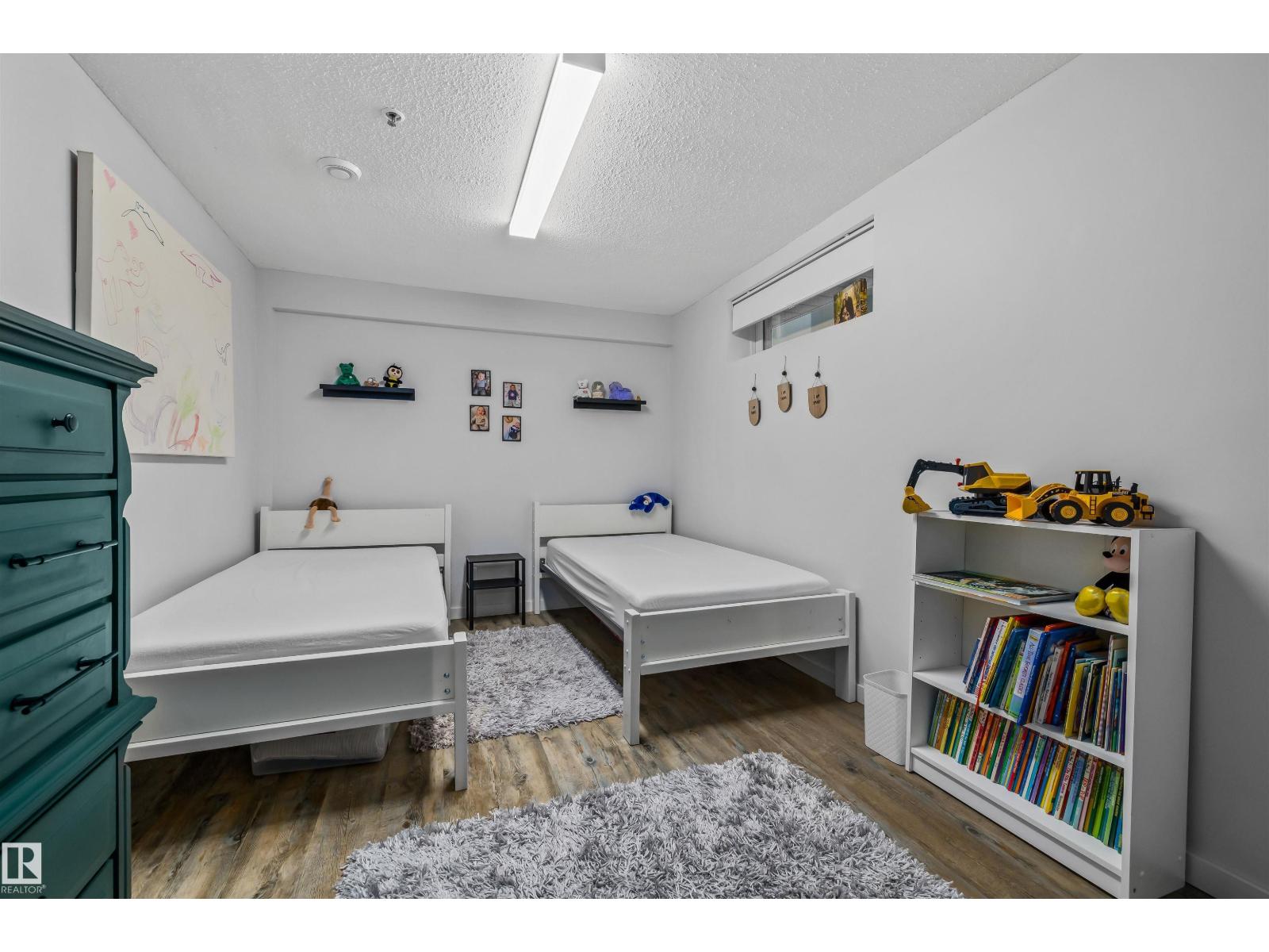 7 WILLIAM BELL DR - 44