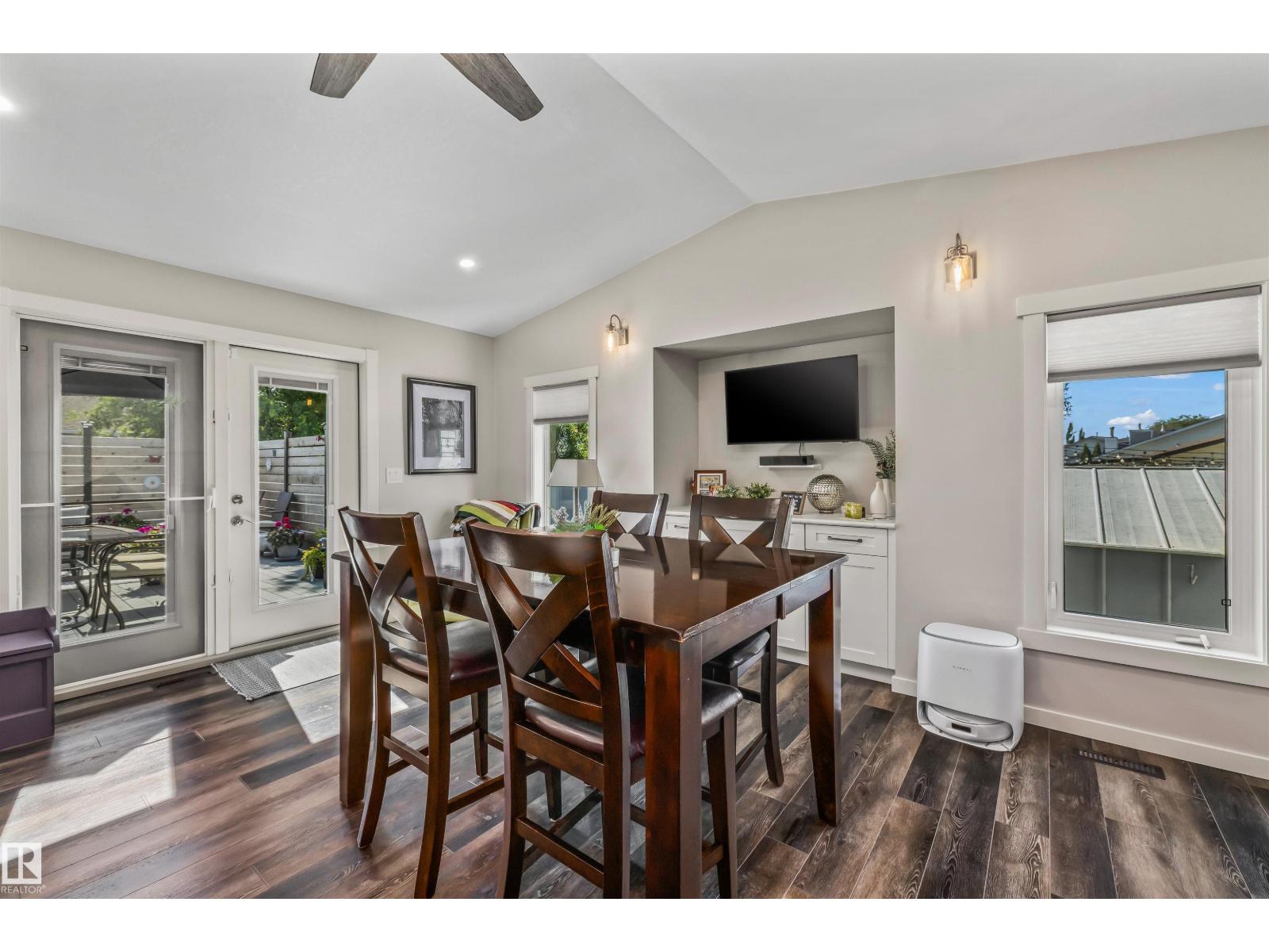 7 WILLIAM BELL DR - 10