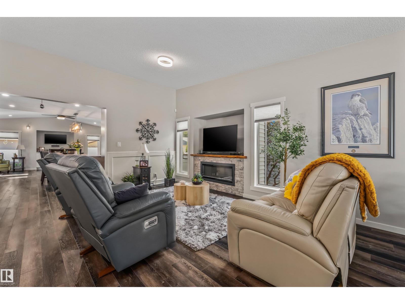 7 WILLIAM BELL DR - 19