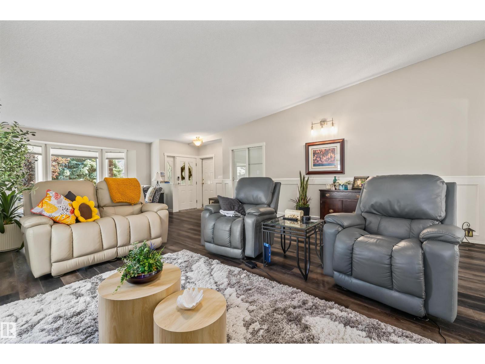 7 WILLIAM BELL DR - 22