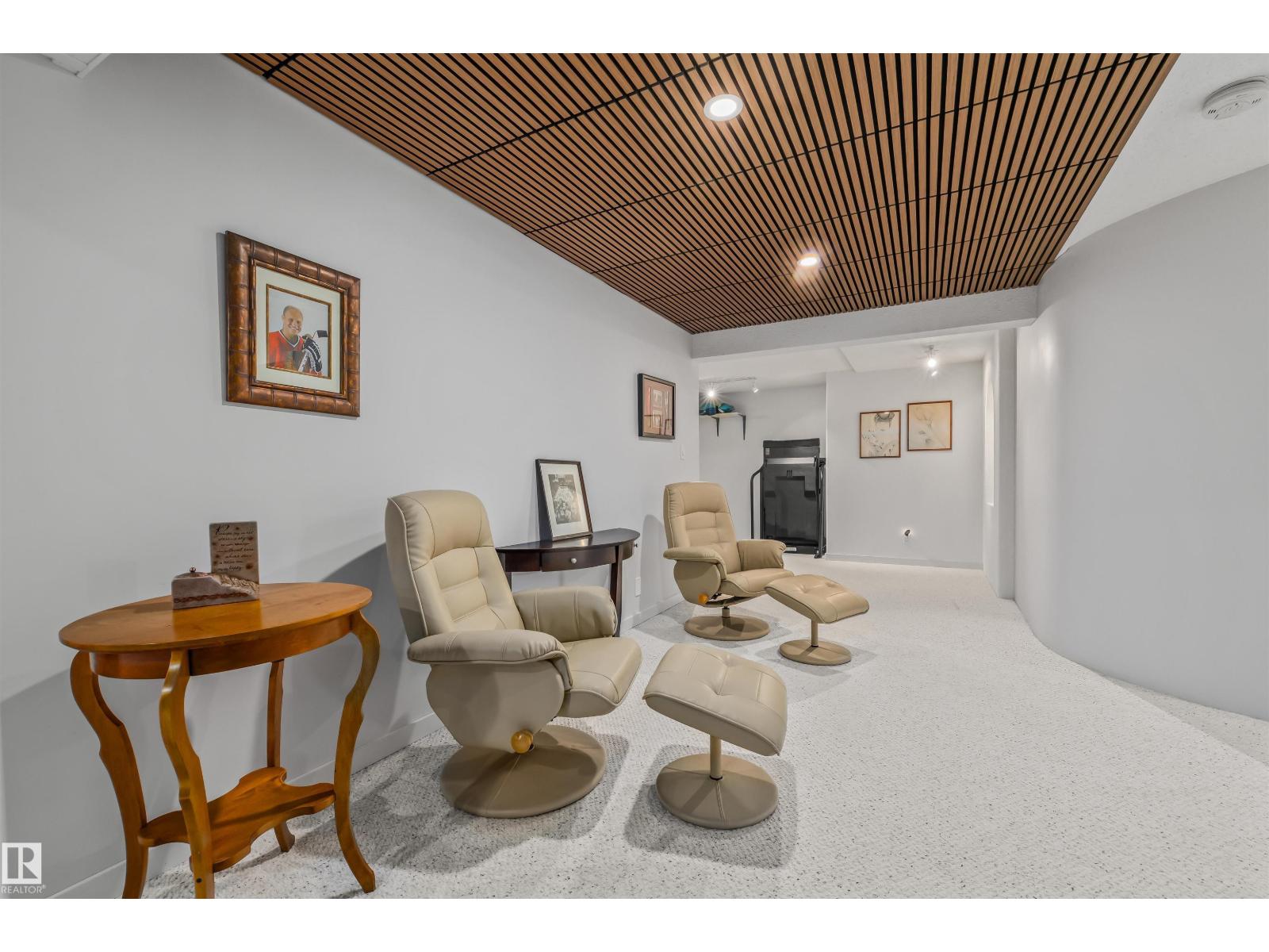7 WILLIAM BELL DR - 42