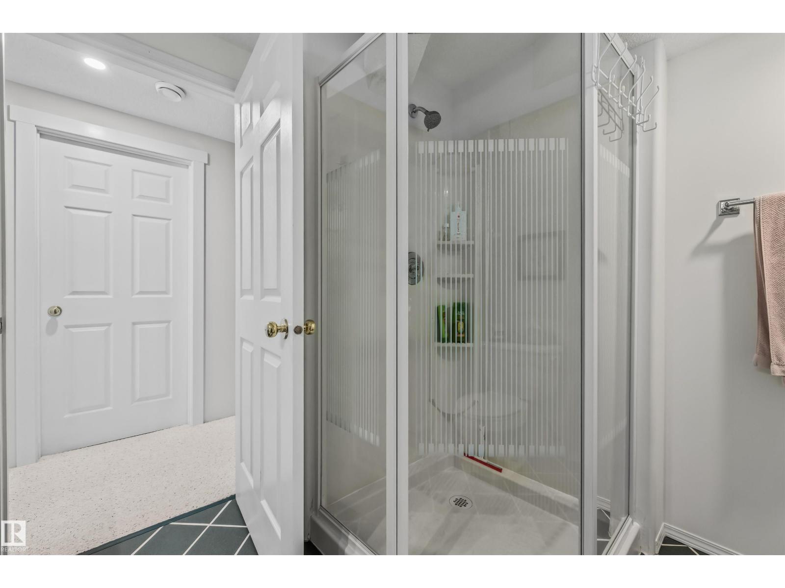 7 WILLIAM BELL DR - 46