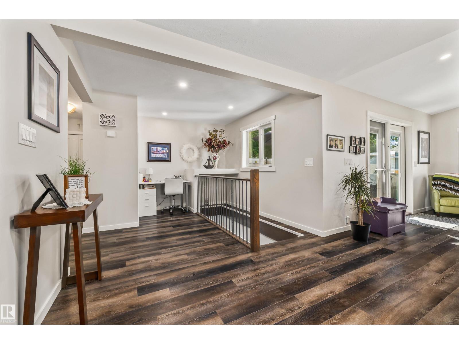 7 WILLIAM BELL DR - 31