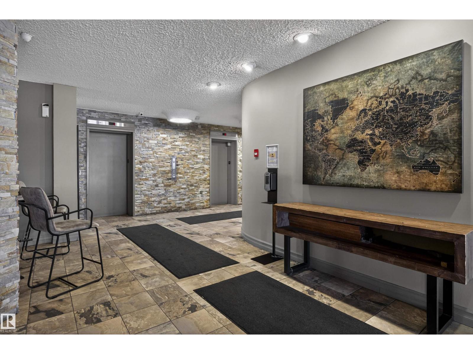 #1608 10045 117 ST NW - 31