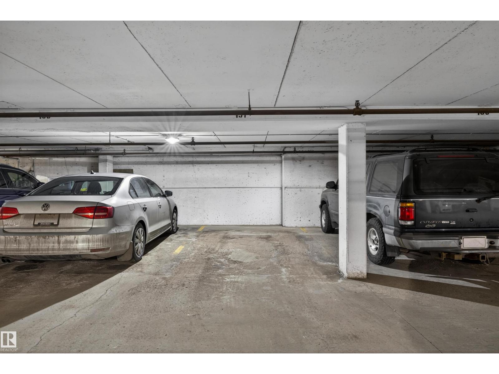 #1608 10045 117 ST NW - 28