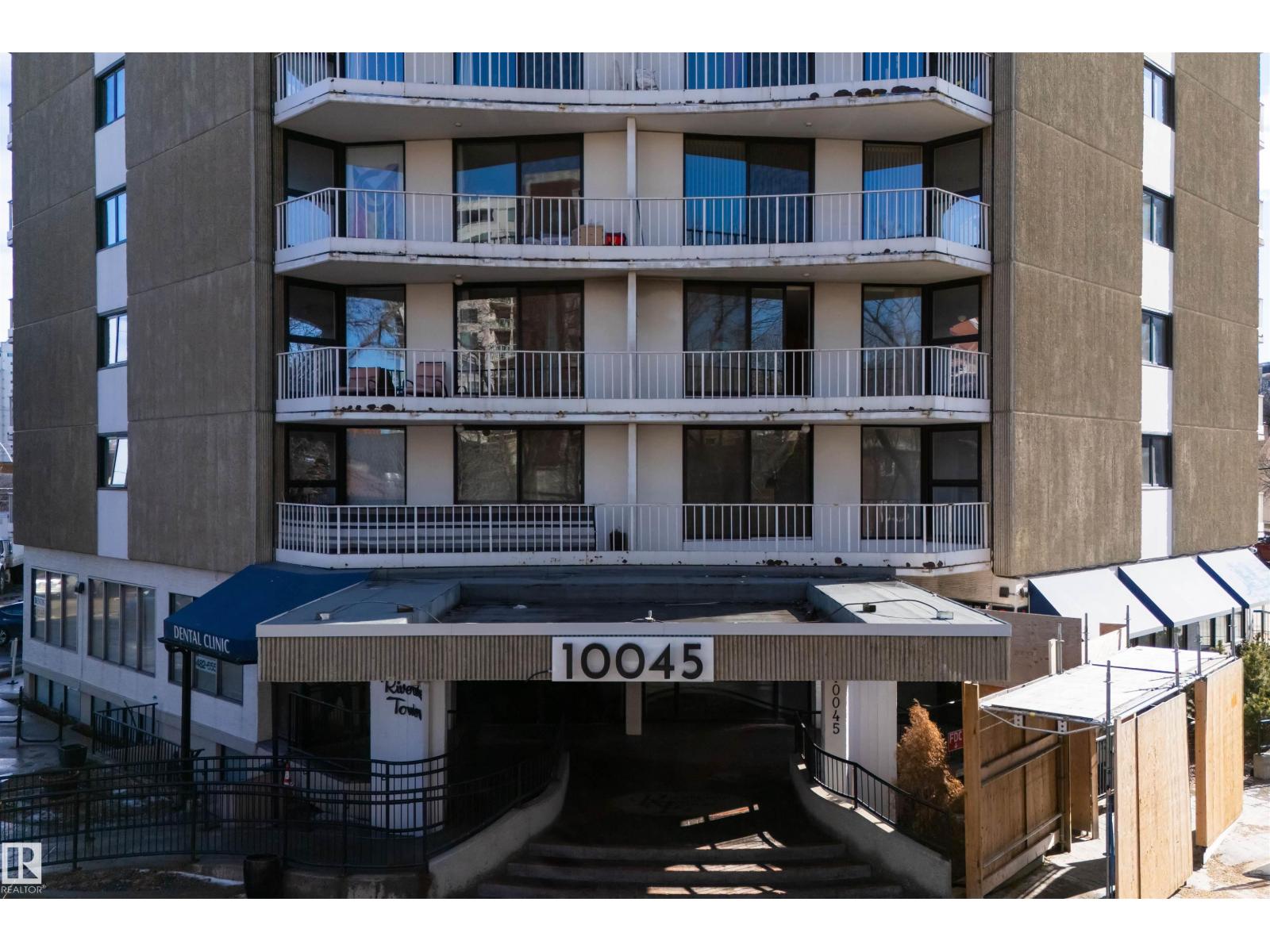 #1608 10045 117 ST NW - 32