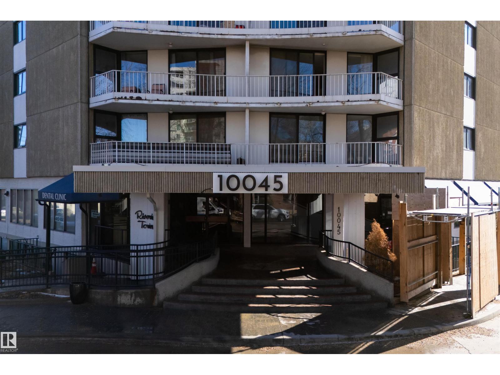 #1608 10045 117 ST NW - 33