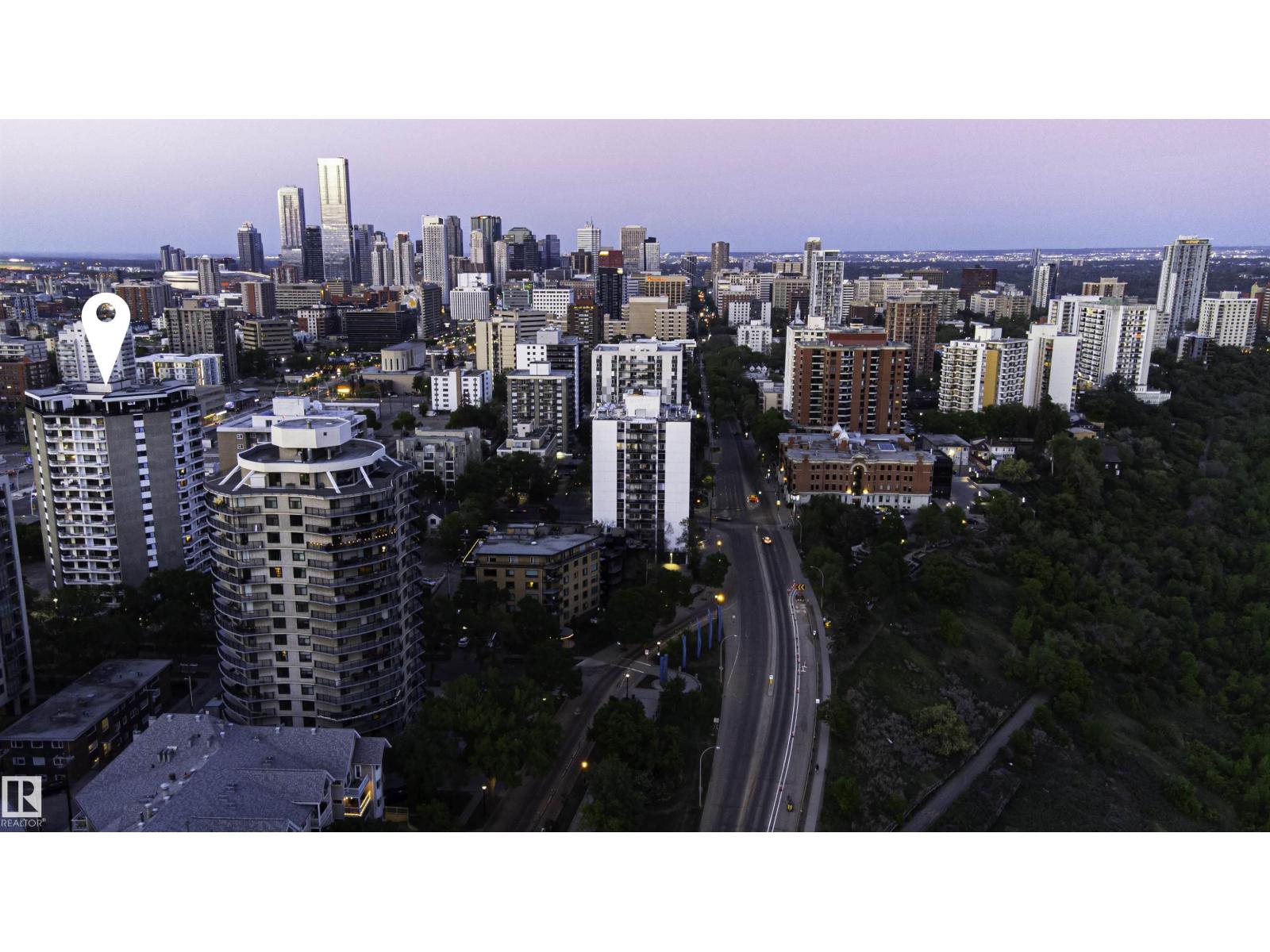 #1608 10045 117 ST NW - 37