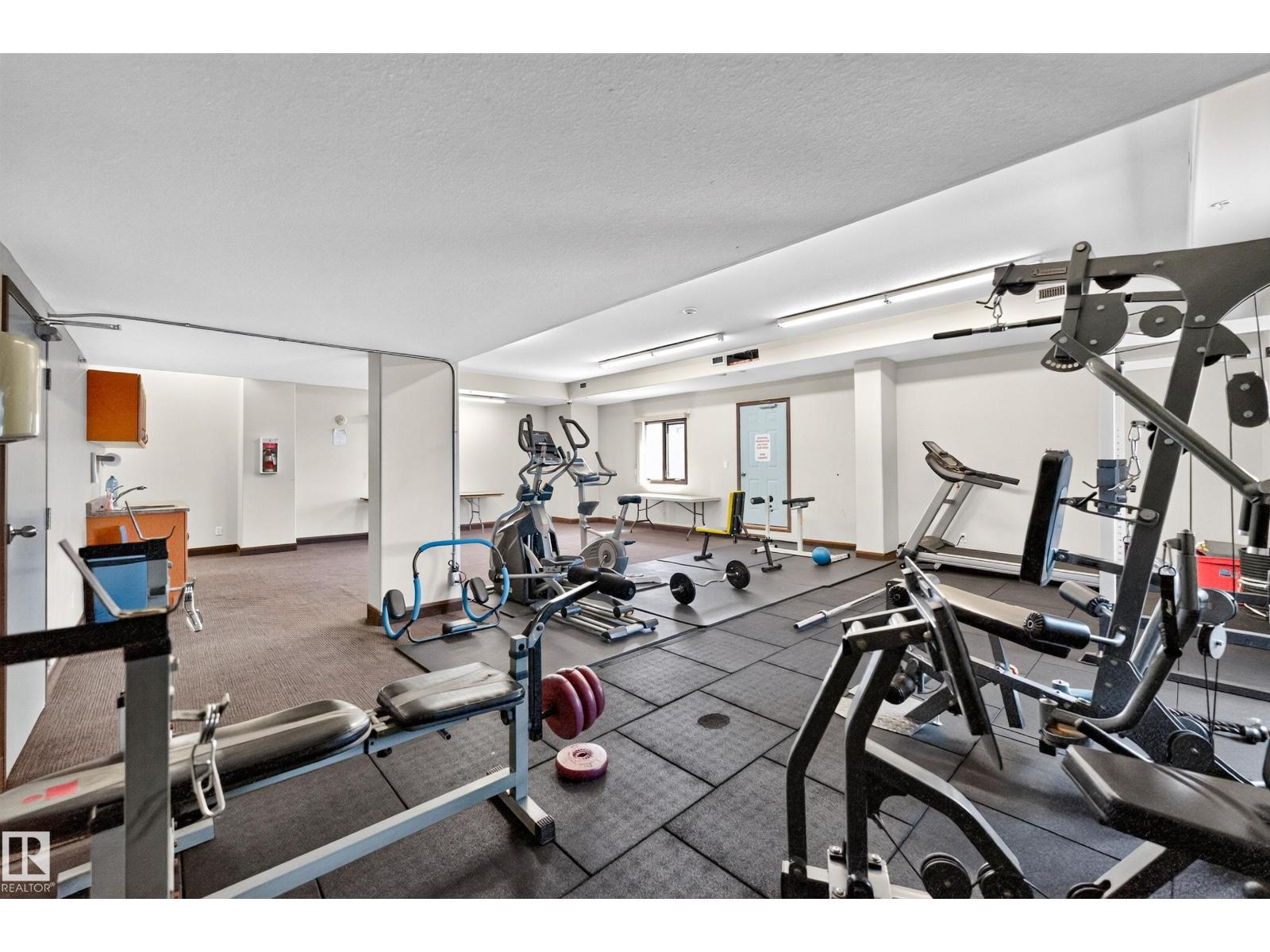 #703 9707 106 ST NW - Image 29