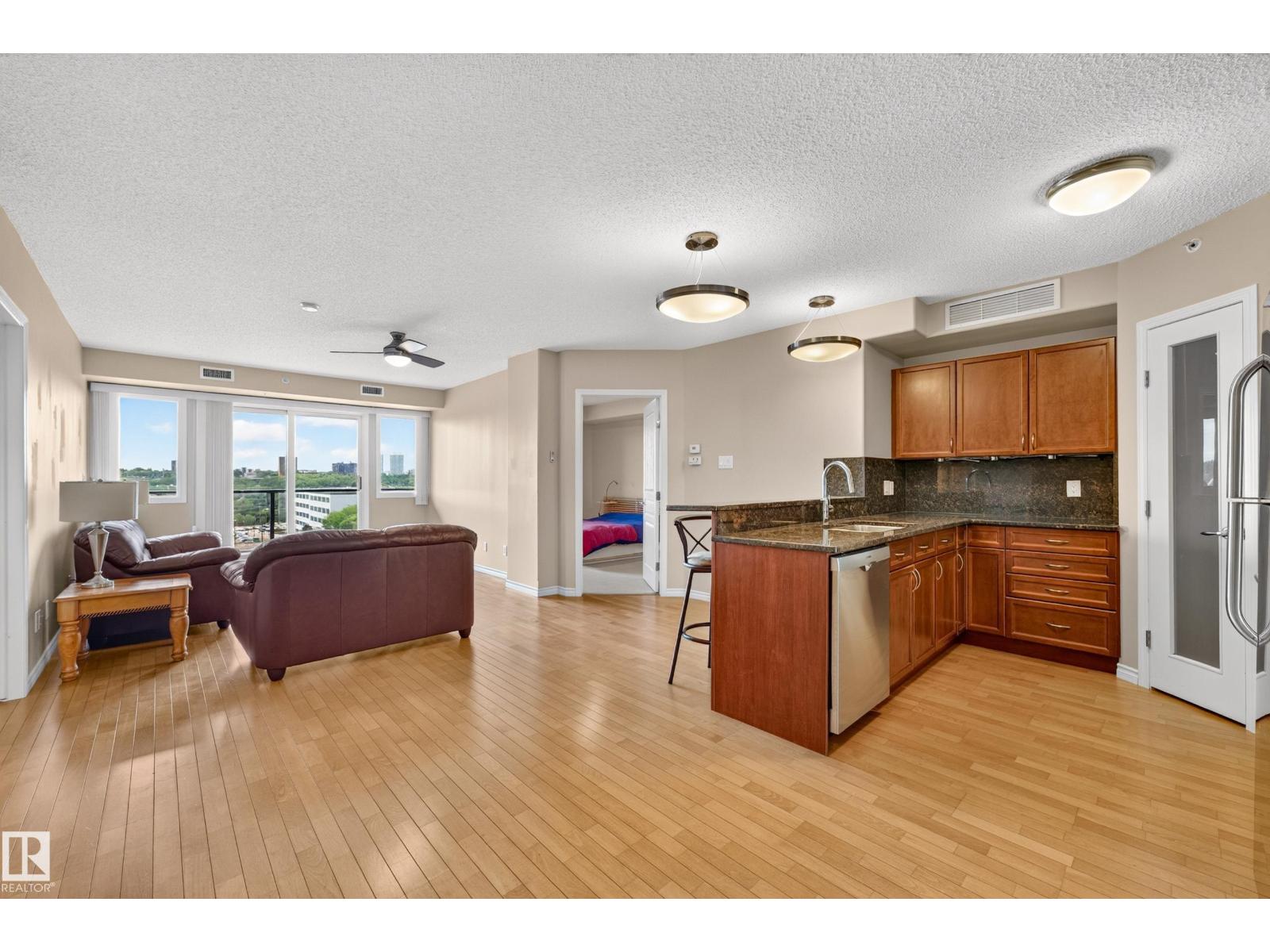 #703 9707 106 ST NW - 5