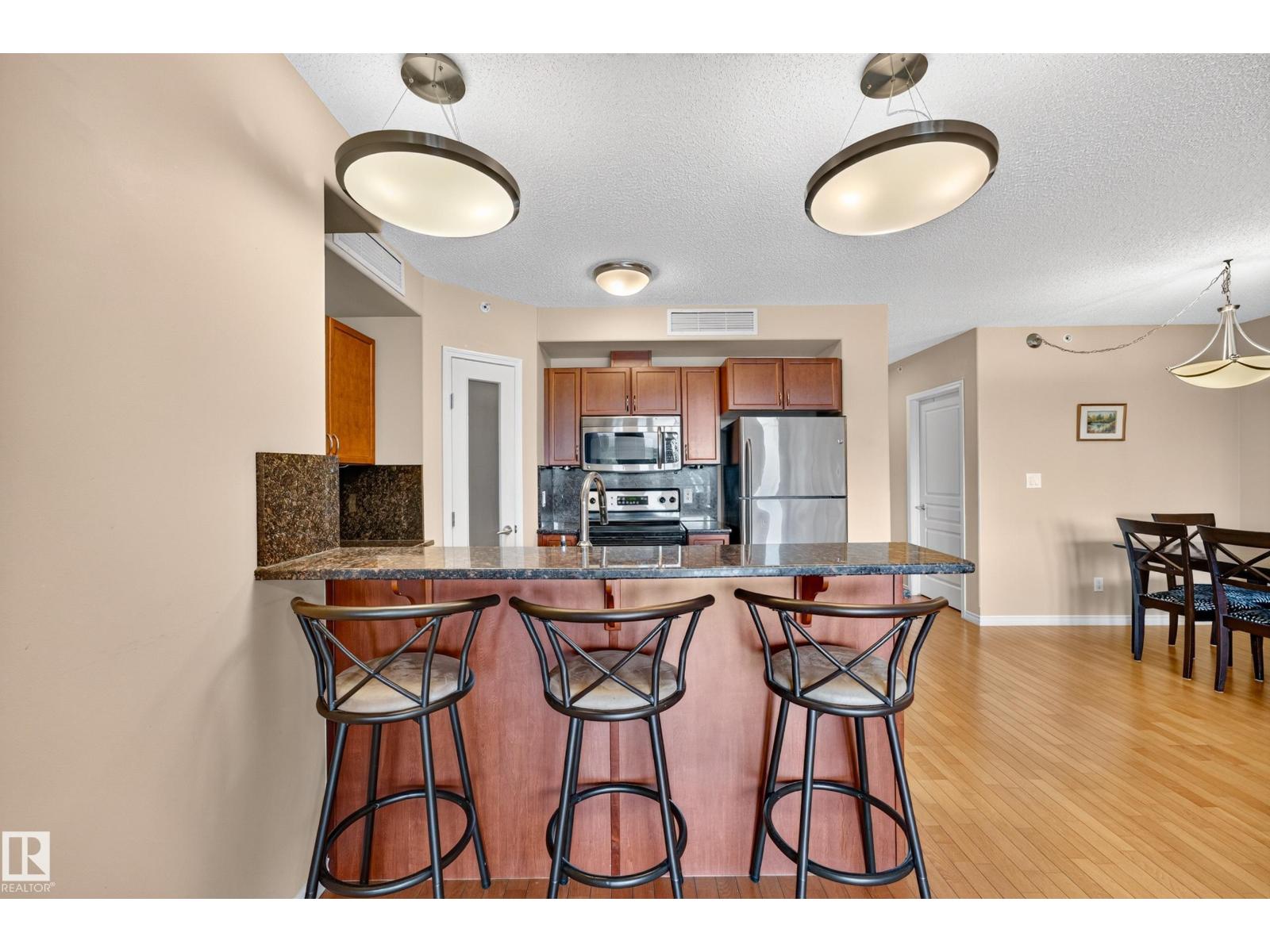 #703 9707 106 ST NW - 8
