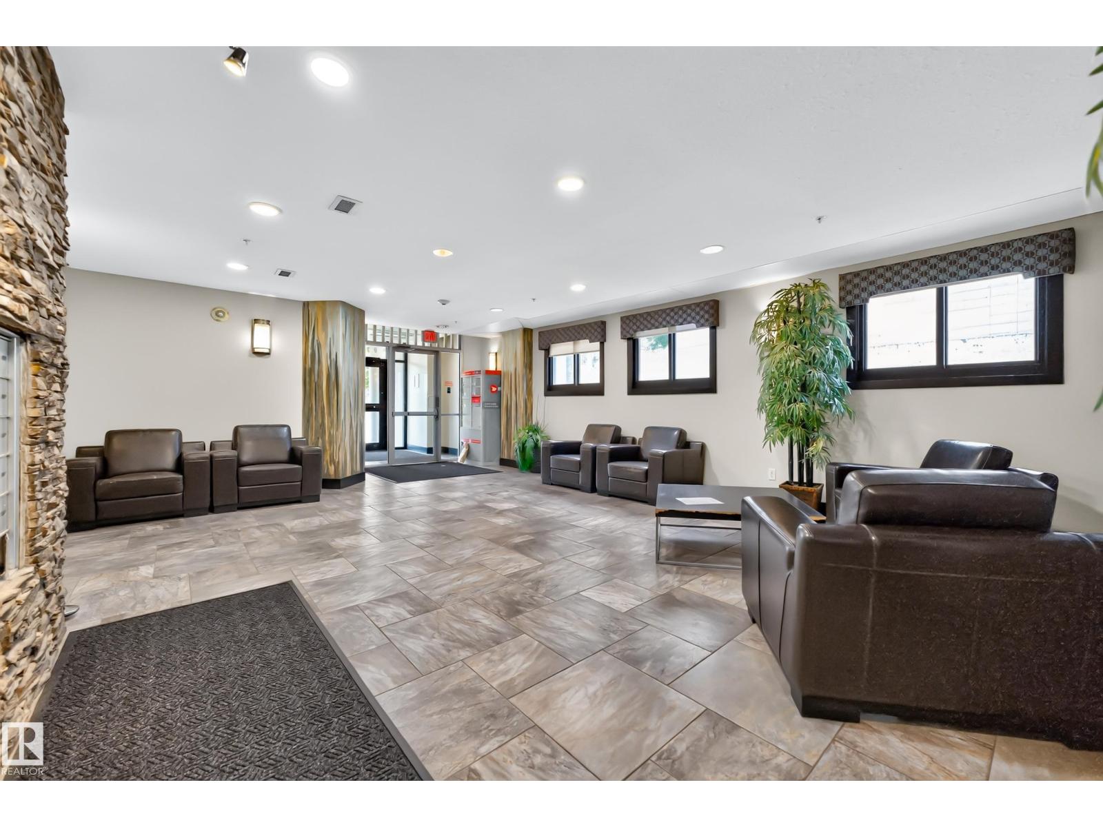 #703 9707 106 ST NW - 24