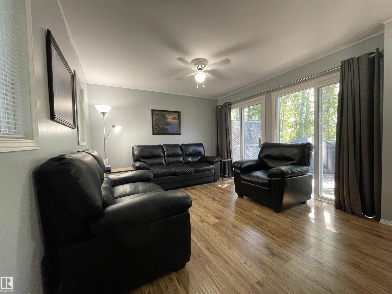 #707 55107 RGE ROAD 33 - 15