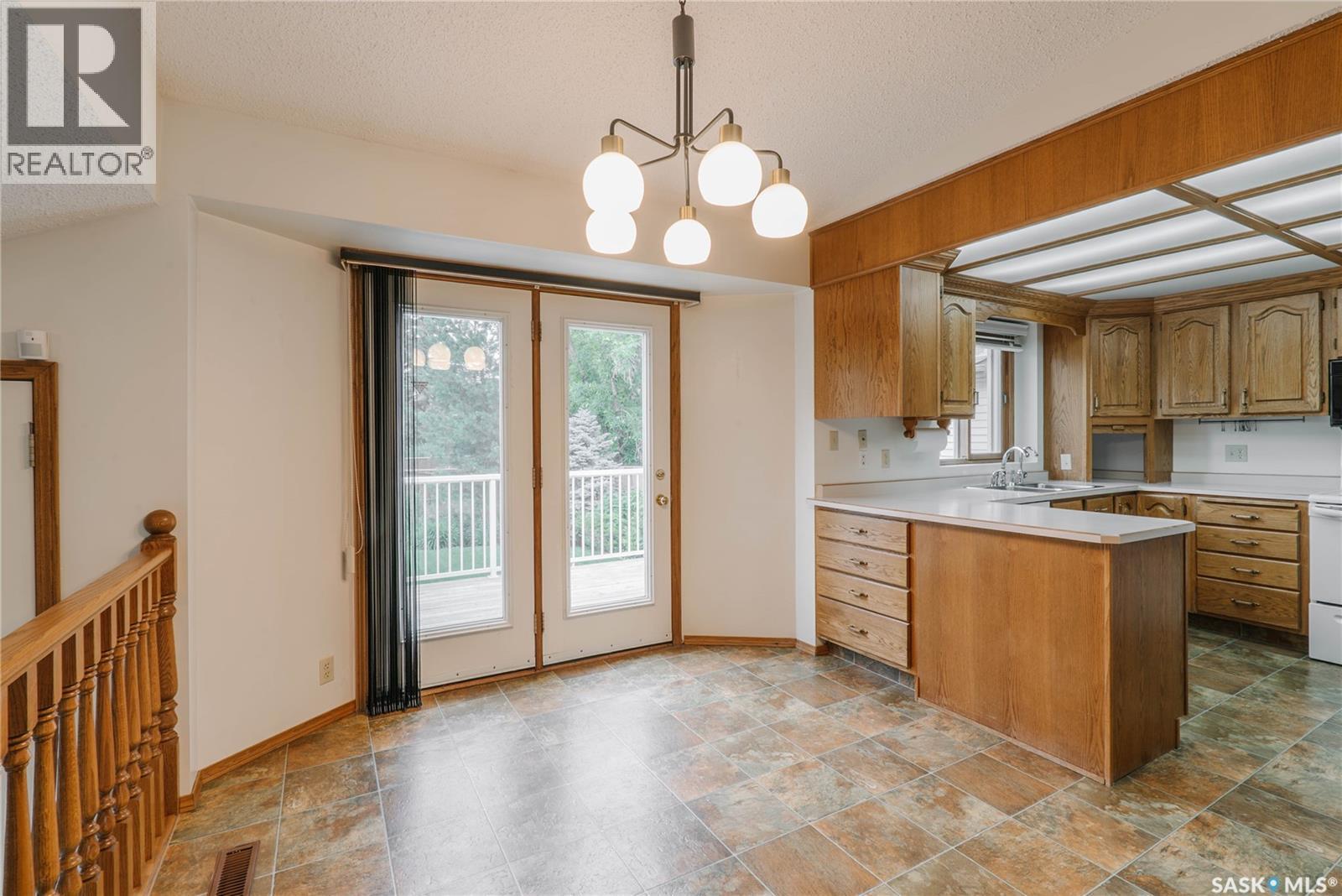 3338 Calder CRESCENT - Image 11