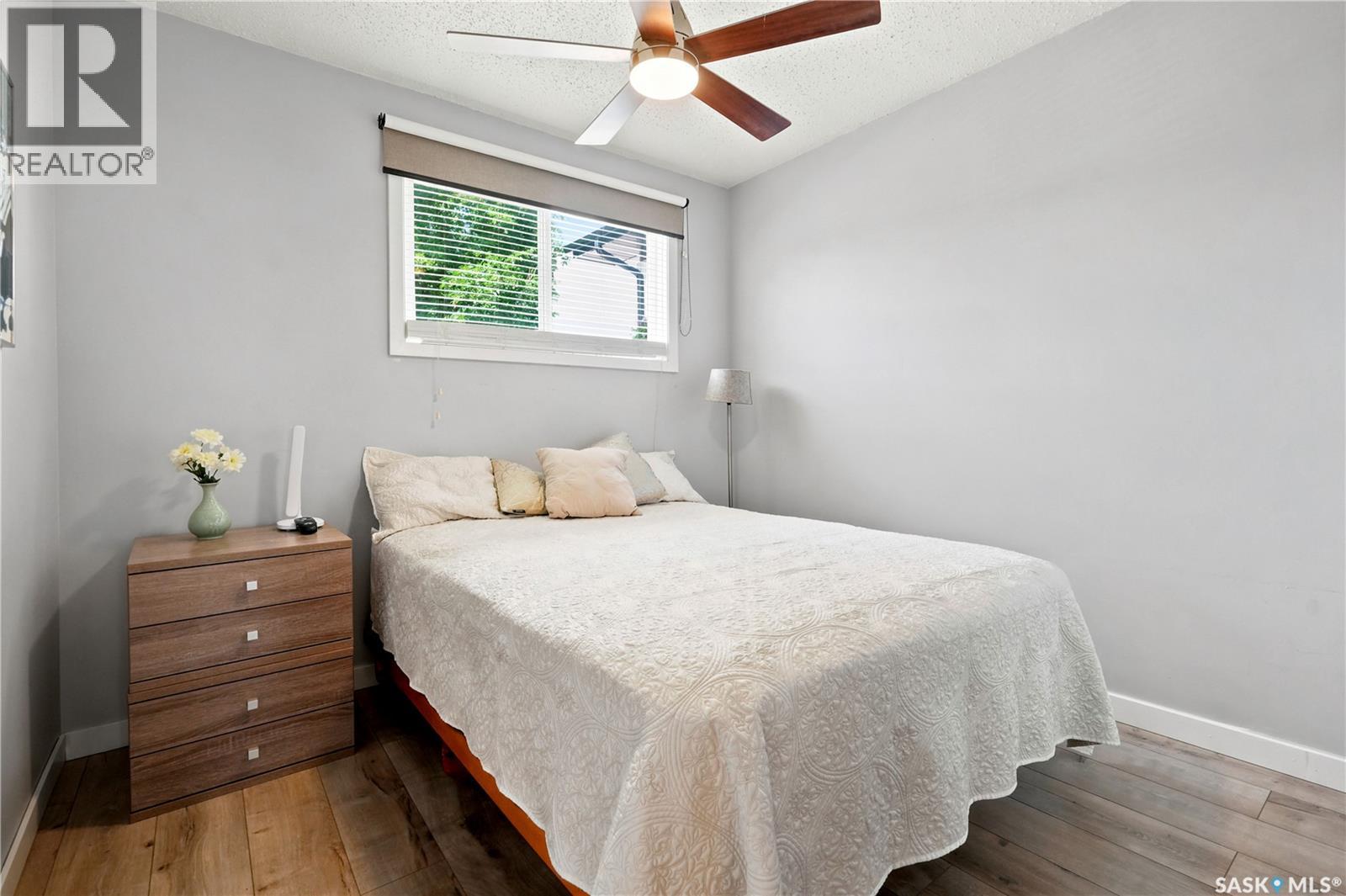 2209 QUEEN STREET - 18