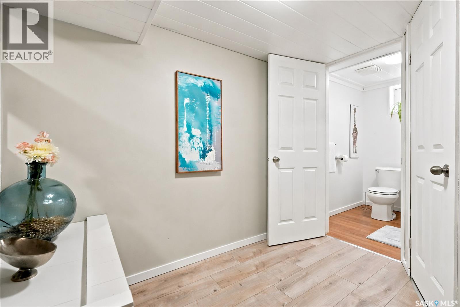 2209 QUEEN STREET - 31