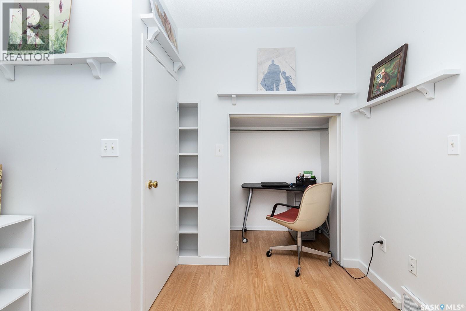929 9th AVENUE N - 19