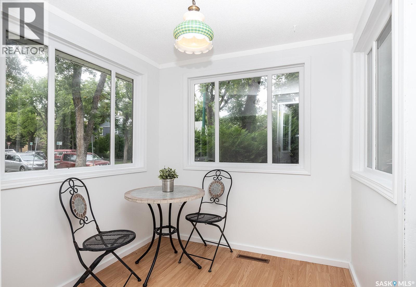 929 9th AVENUE N - 3