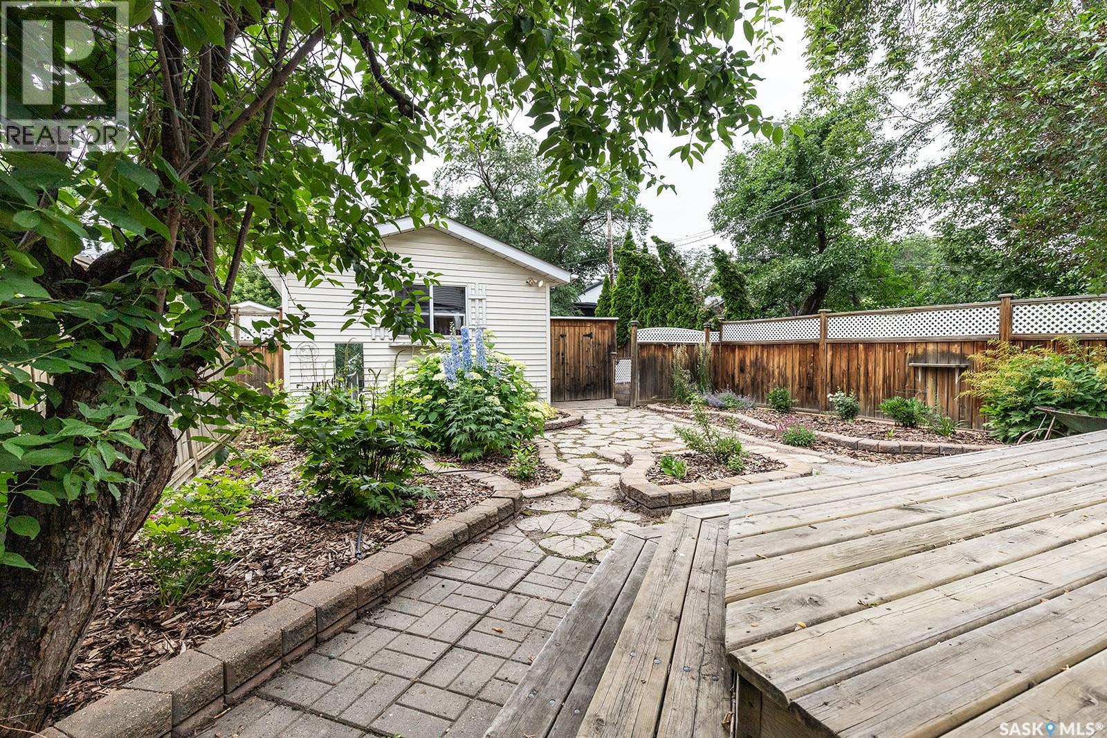929 9th AVENUE N - 41