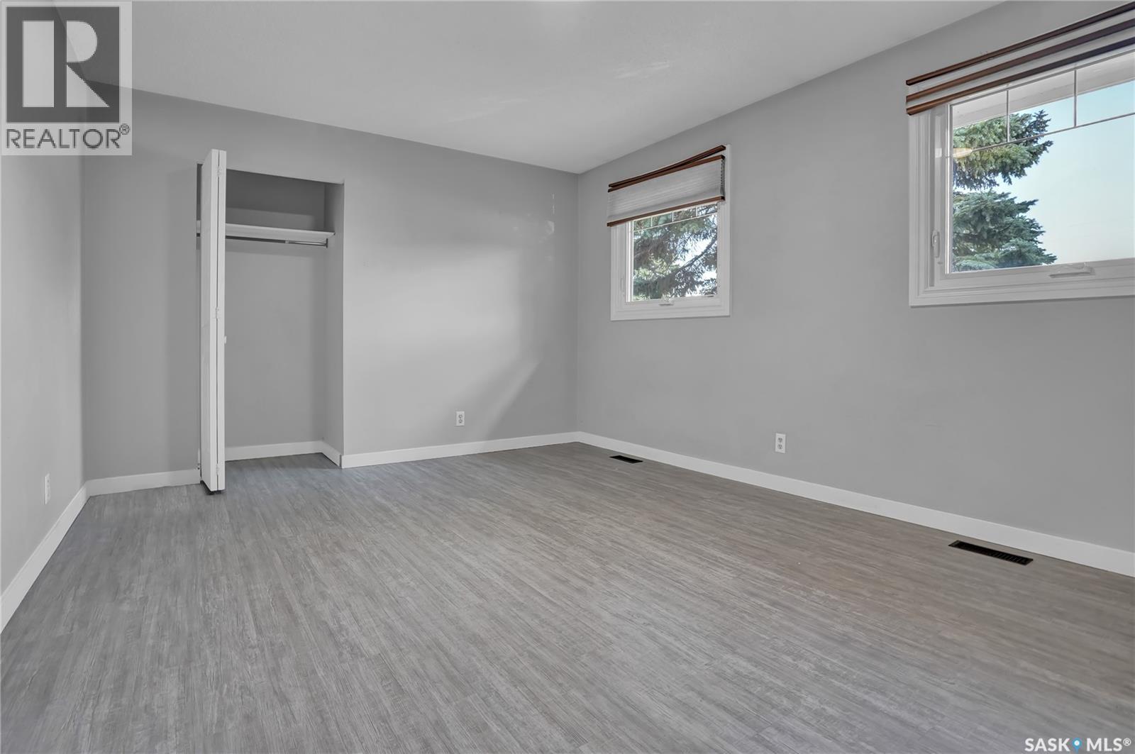 1228 Athabasca STREET W - 15