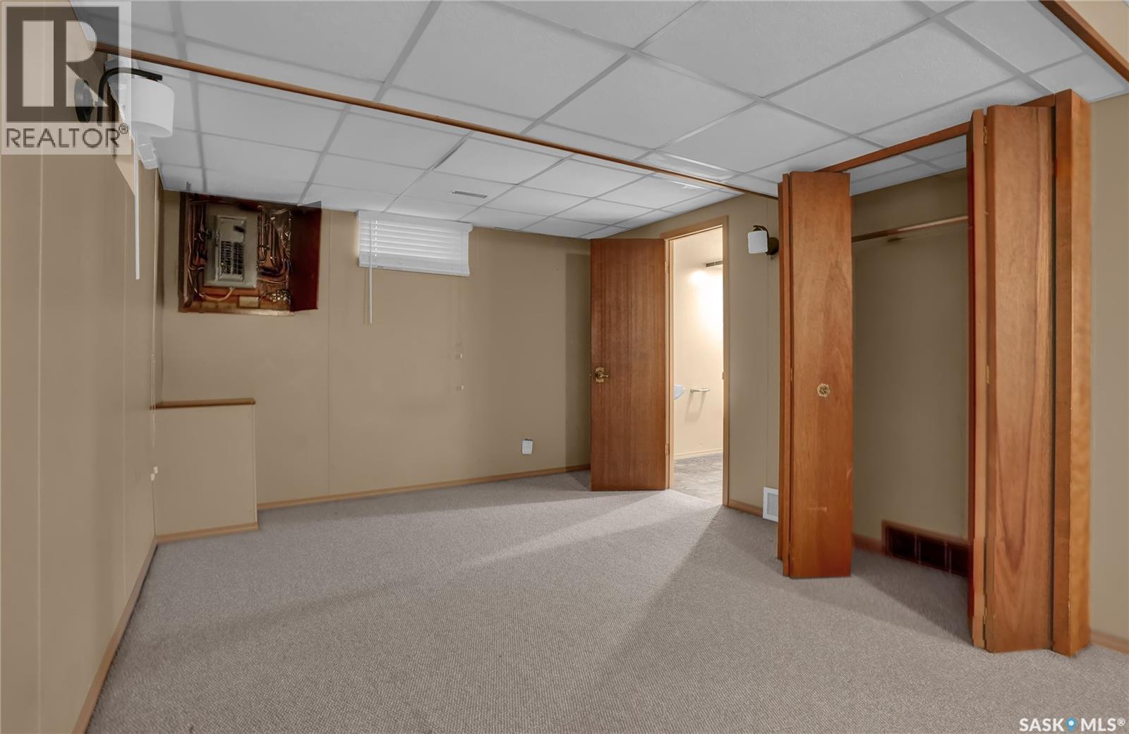1228 Athabasca STREET W - 30