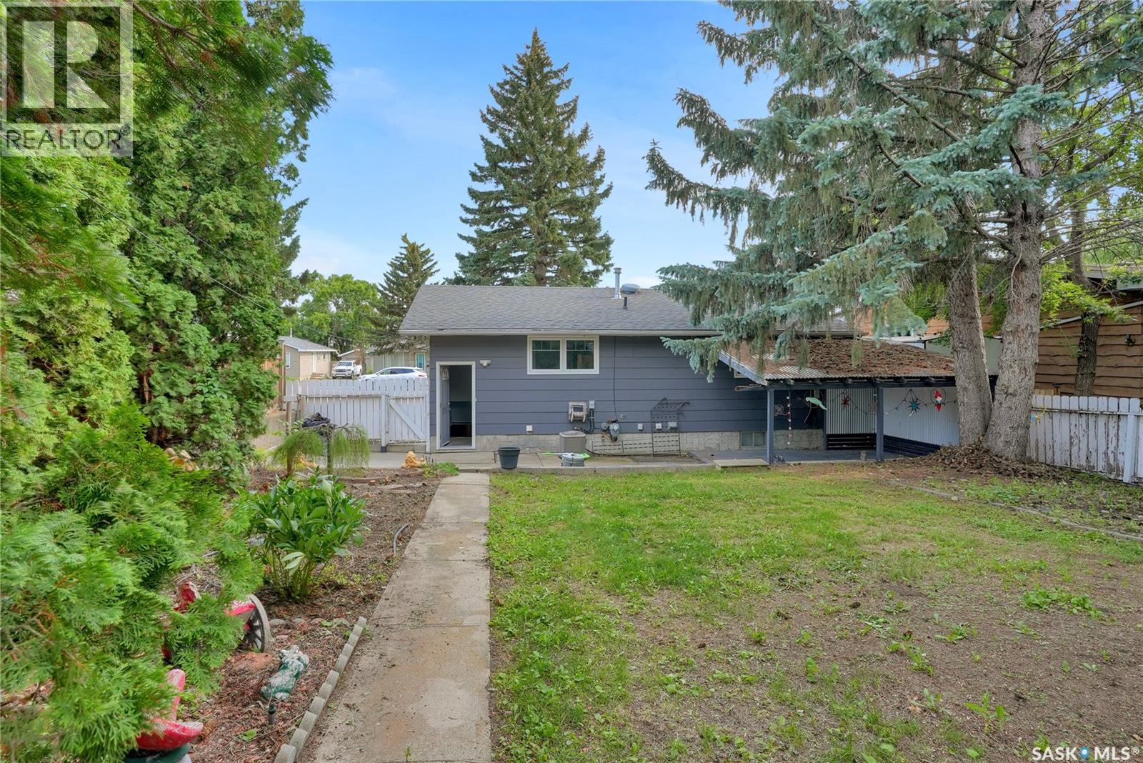 1228 Athabasca STREET W - 40