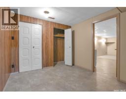 1228 Athabasca Street W, Moose Jaw, SK S6H6C6 Photo 22
