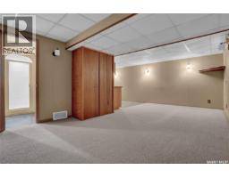 1228 Athabasca Street W, Moose Jaw, SK S6H6C6 Photo 28