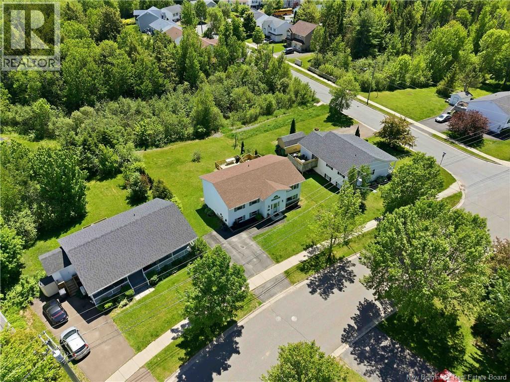 30 Leisure Avenue - 3