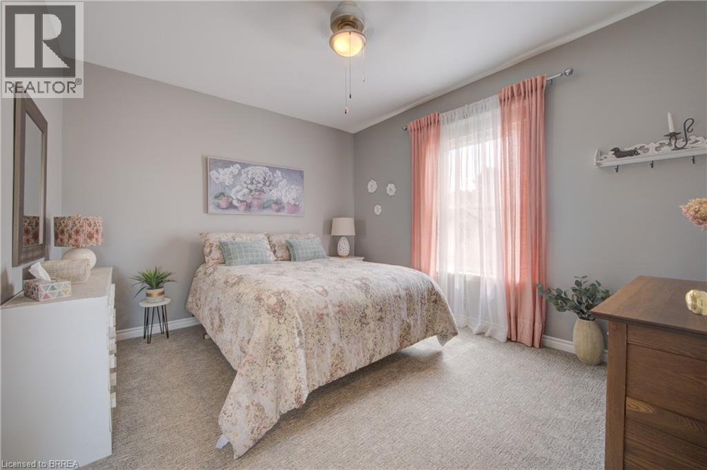 106 SYDENHAM Street - 23