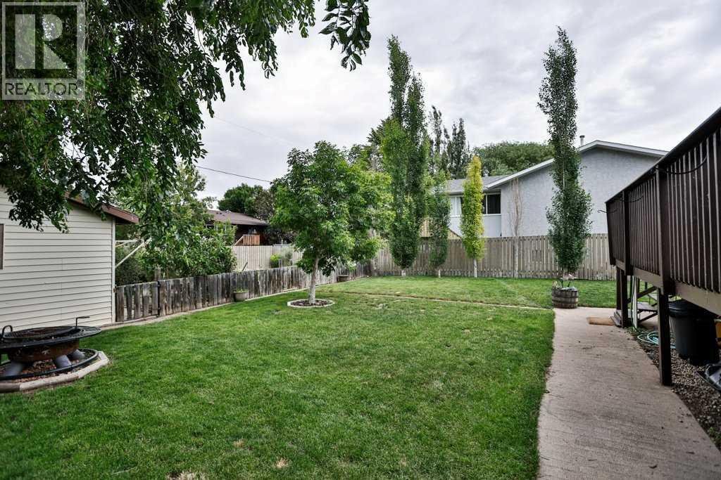 5217 38 Avenue - 25