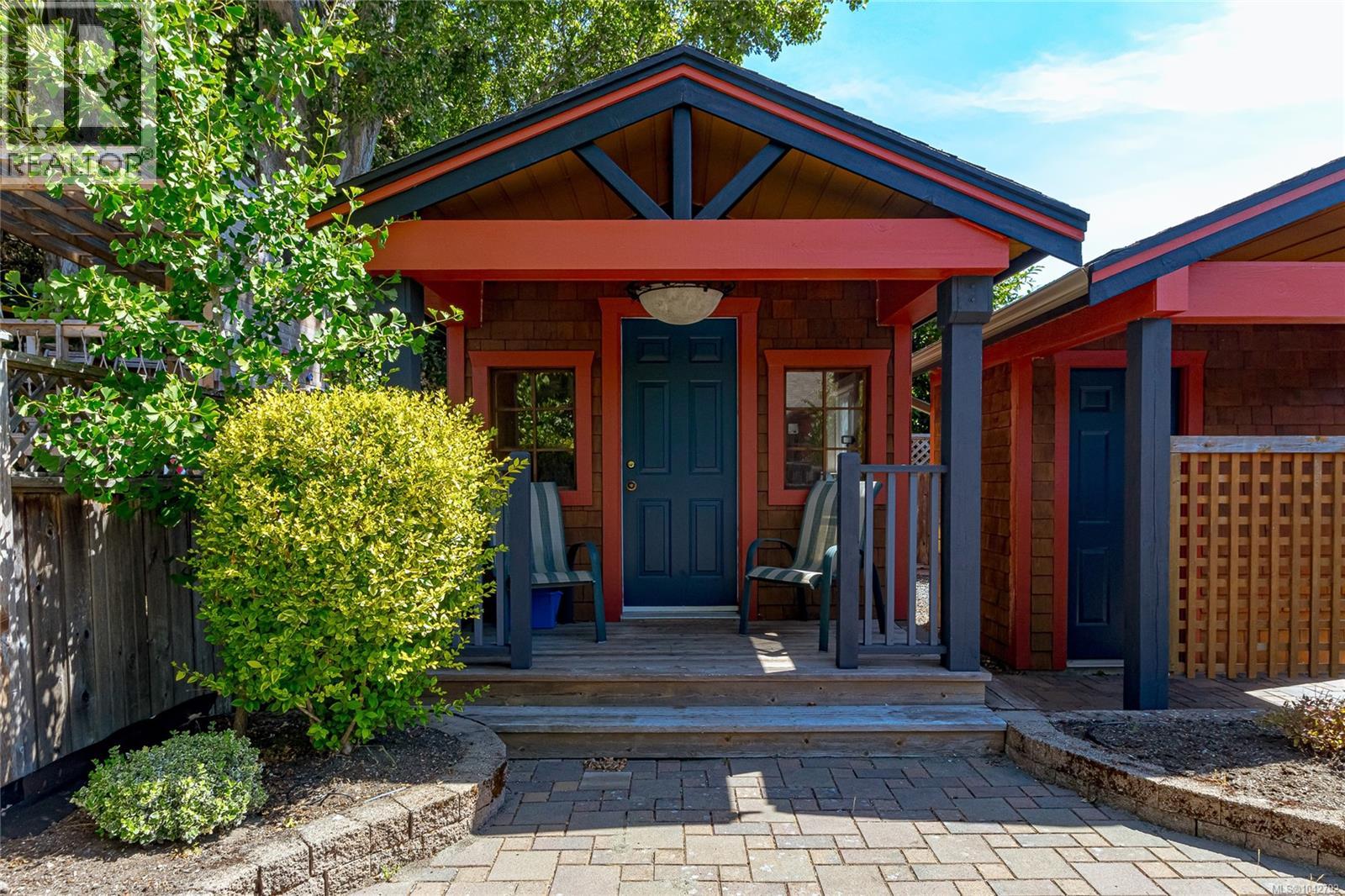 2617 Doncaster Dr - 32
