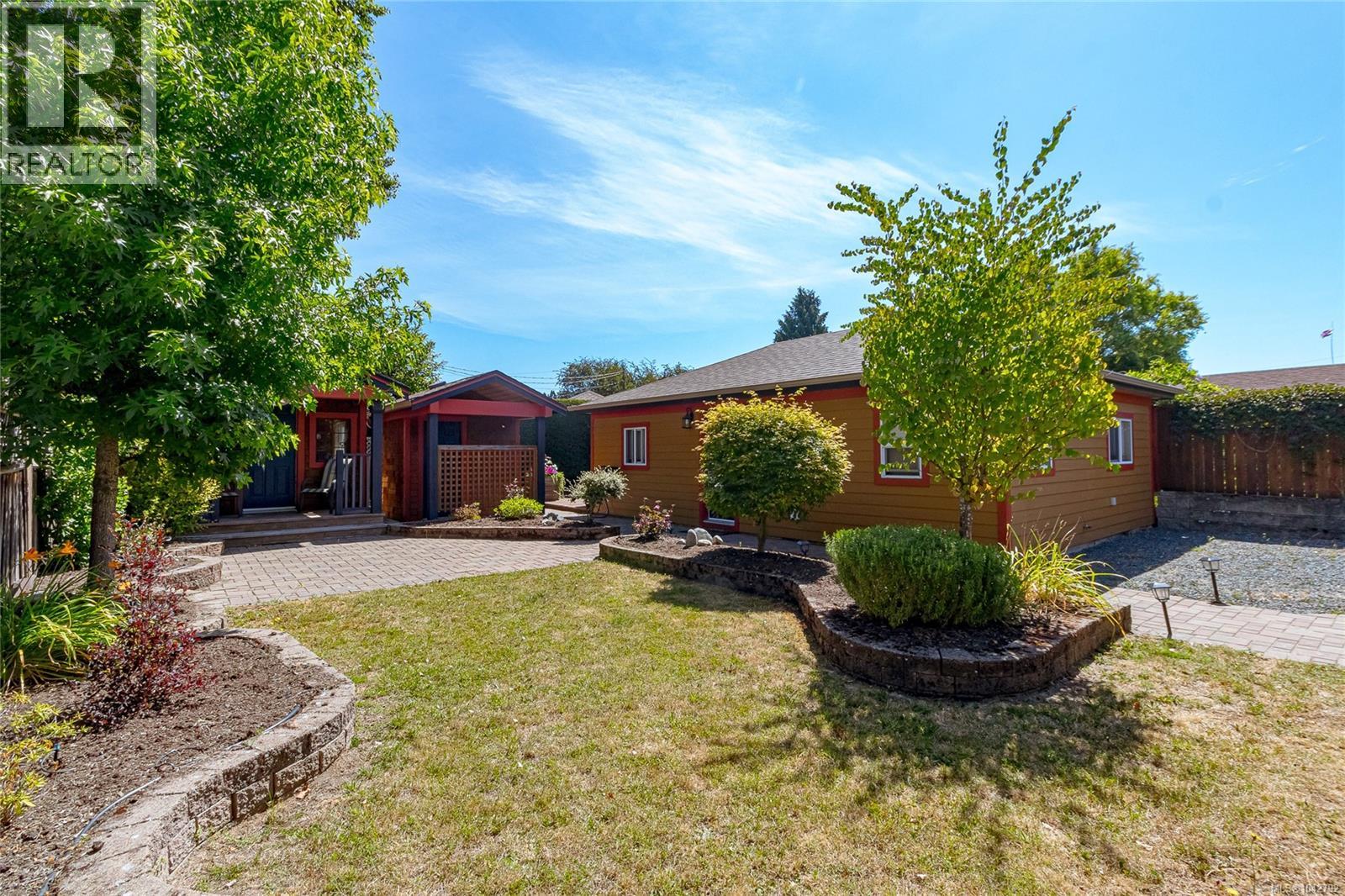 2617 Doncaster Dr - 50