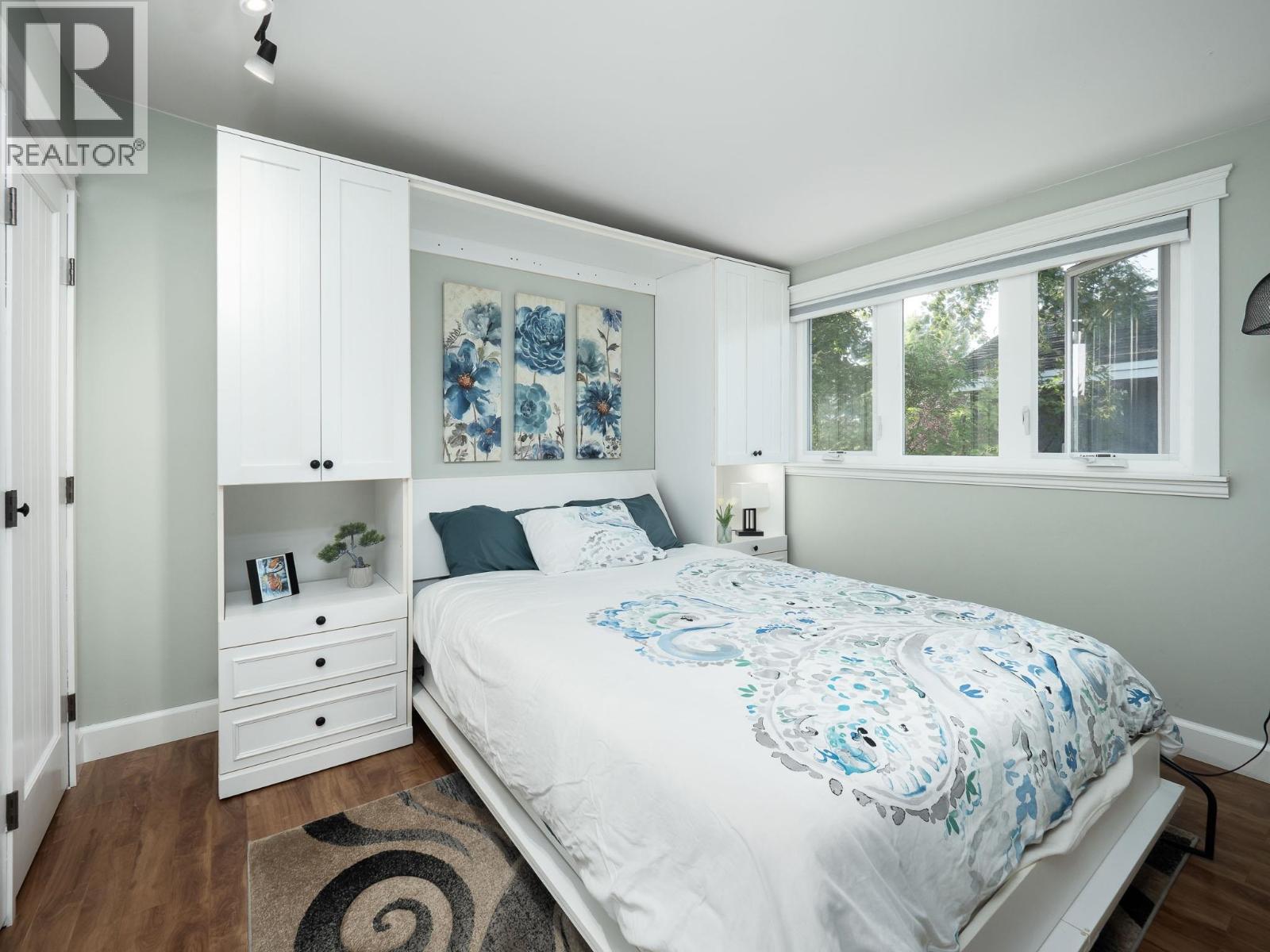 Photo 16 of 40 — 1094 IRWIN STREET · Prince George, BC