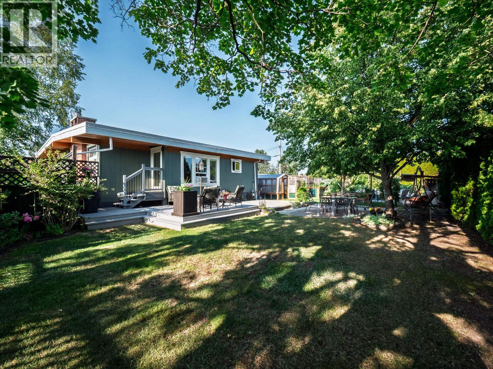 Photo 24 of 40 — 1094 IRWIN STREET · Prince George, BC