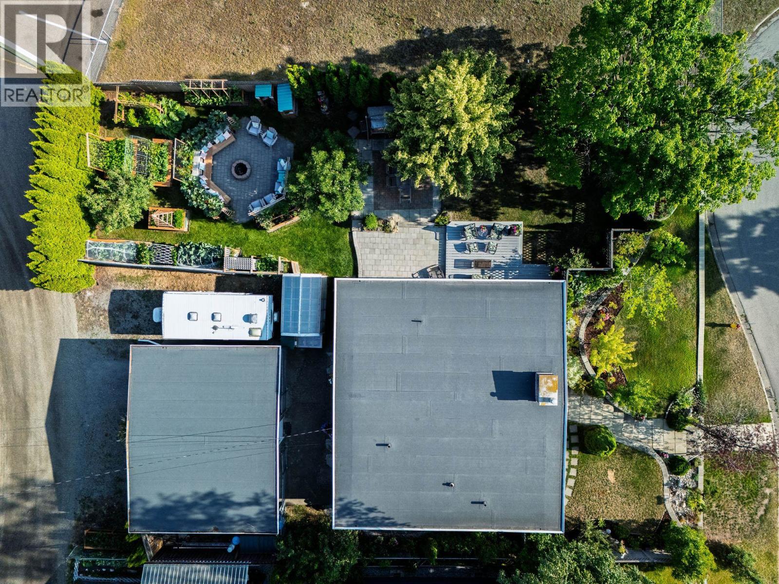 Photo 39 of 40 — 1094 IRWIN STREET · Prince George, BC