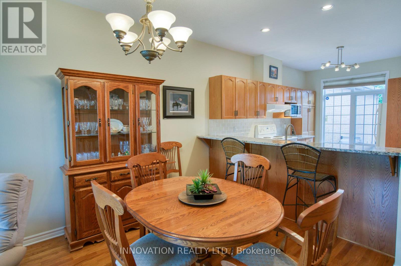 27 EILEEN CRESCENT - 13