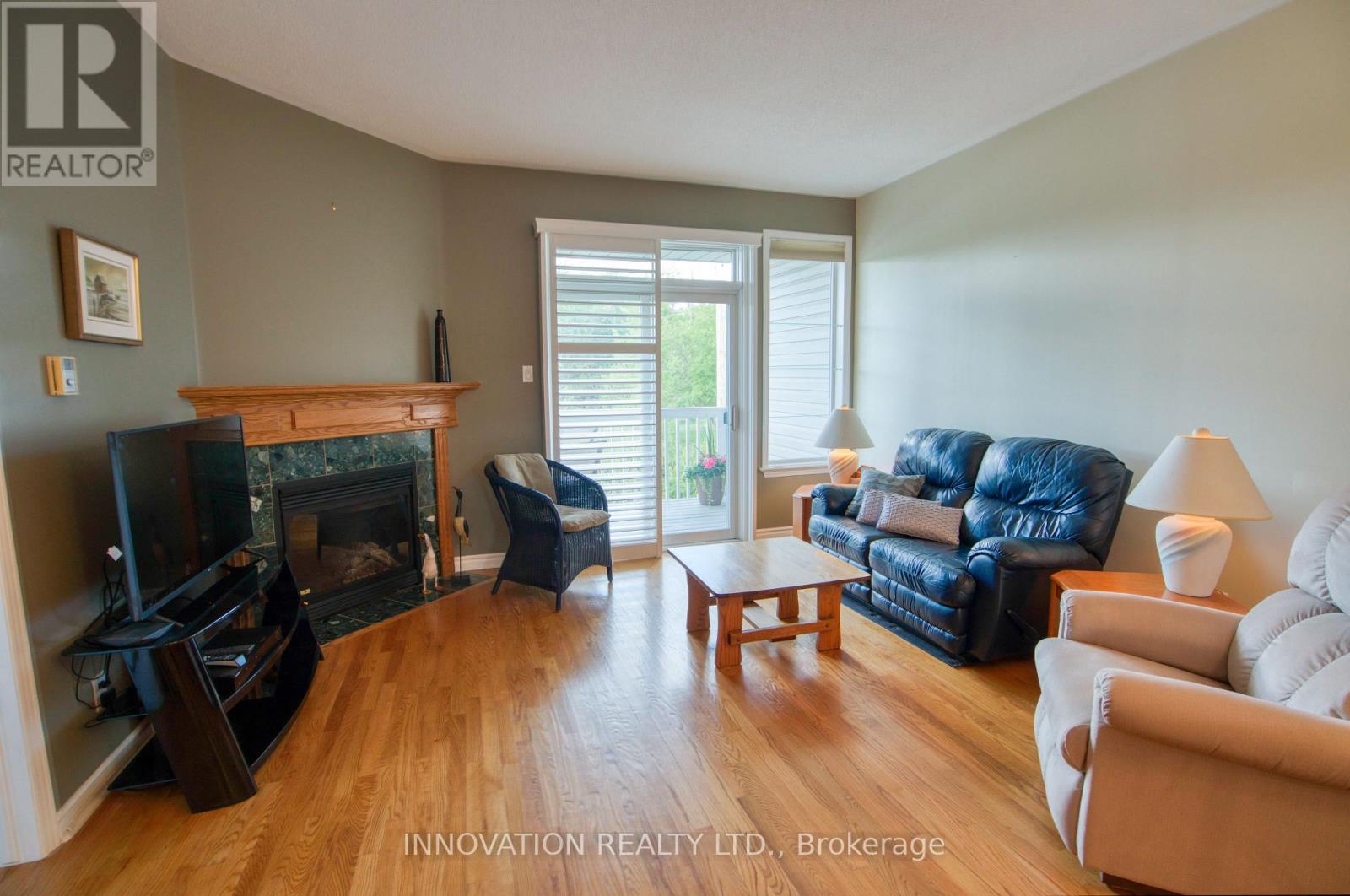 27 EILEEN CRESCENT - 15