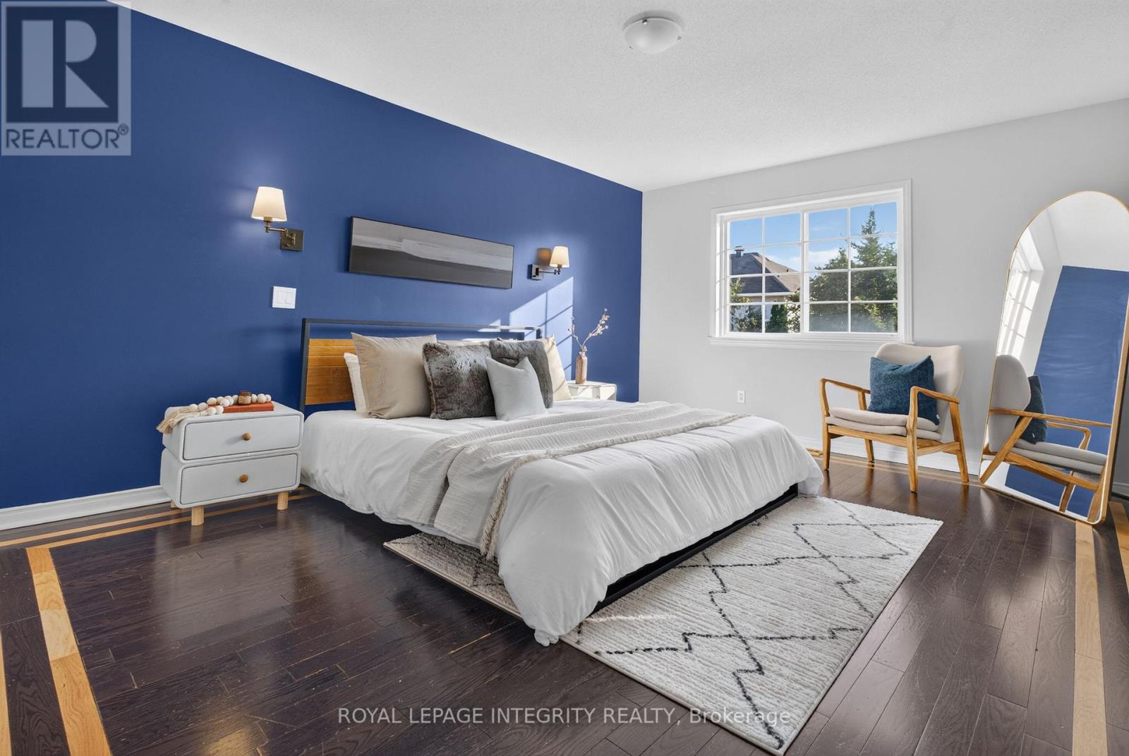640 KILBIRNIE DRIVE - 12