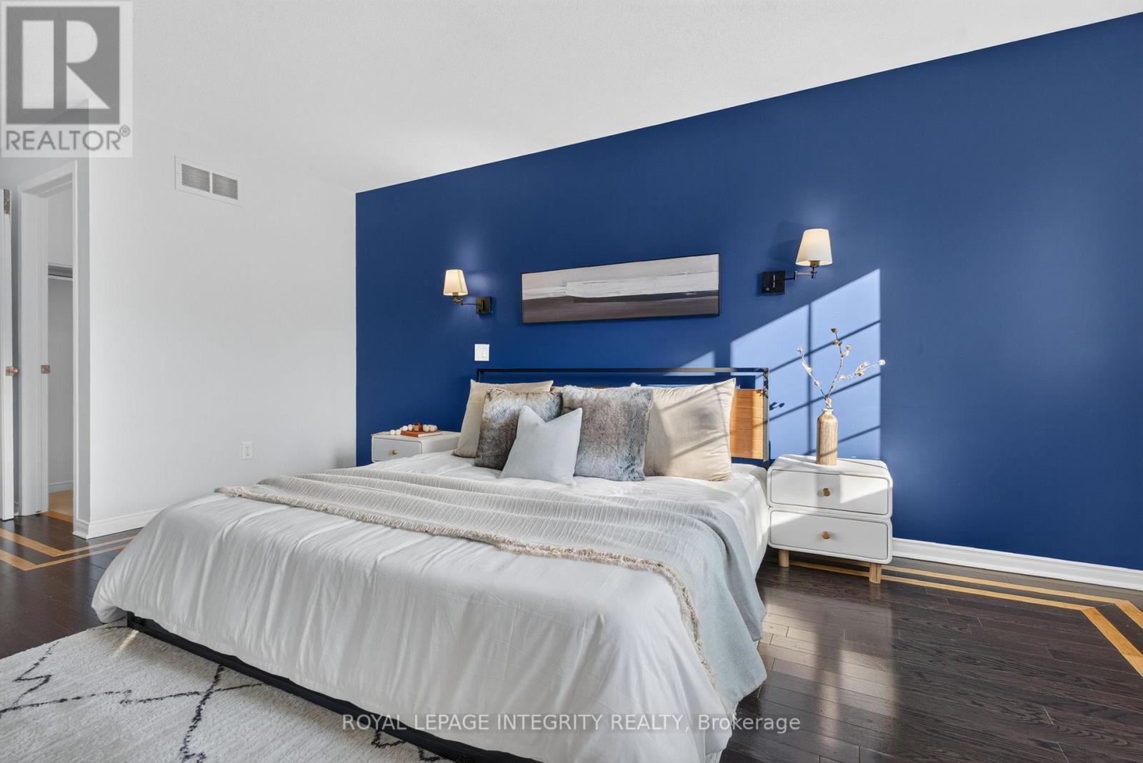 640 KILBIRNIE DRIVE - 13