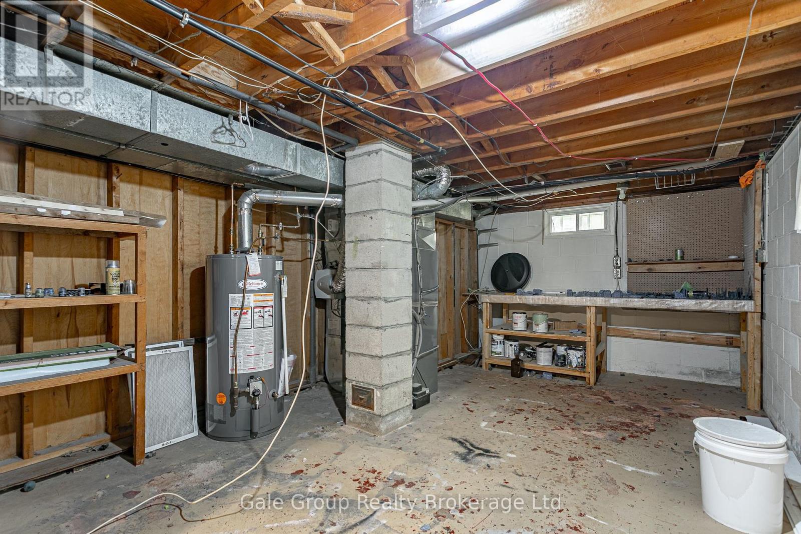32A GLENDALE DRIVE - 23