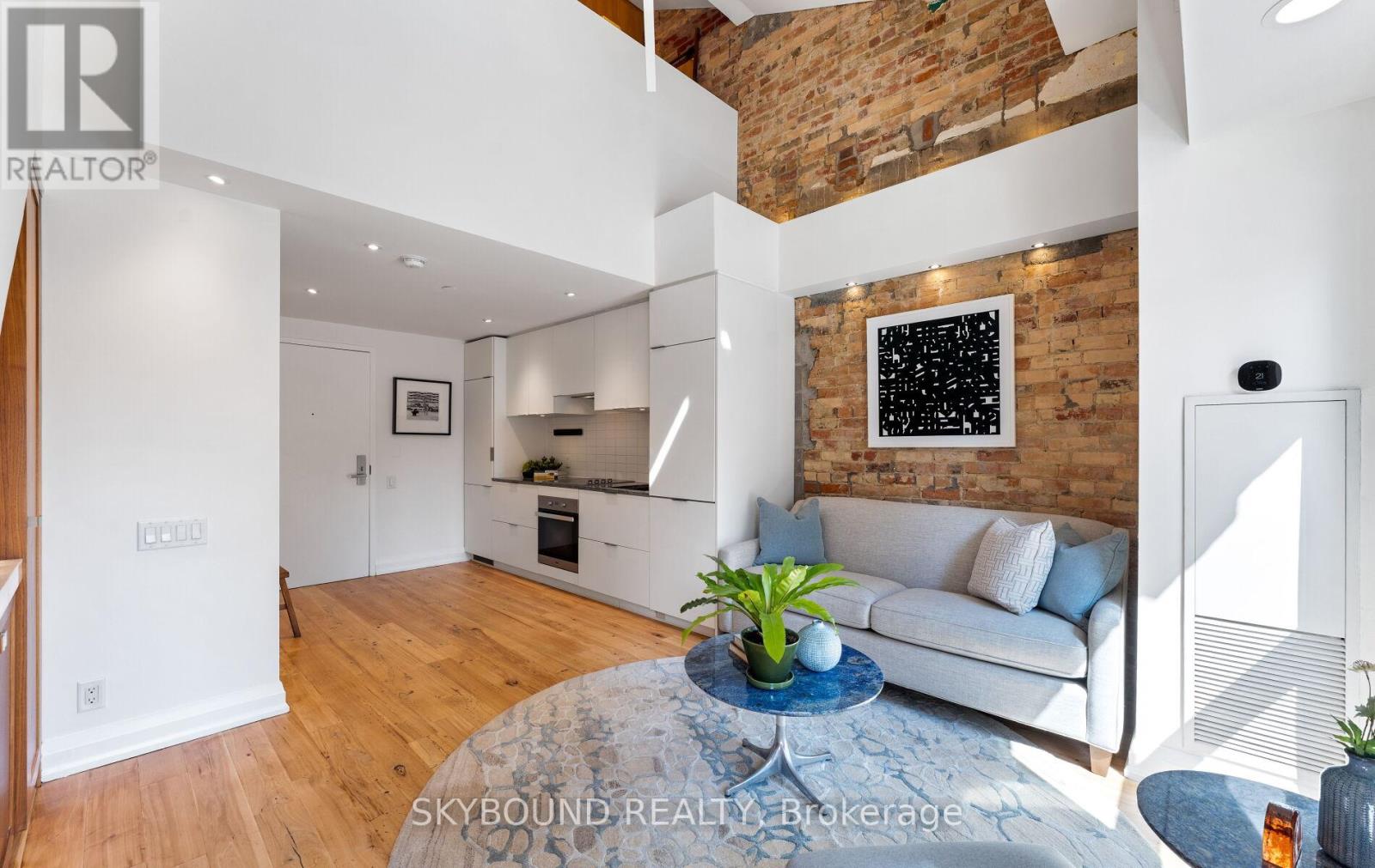 #223 5 ST. JOSEPH STREET E - 14