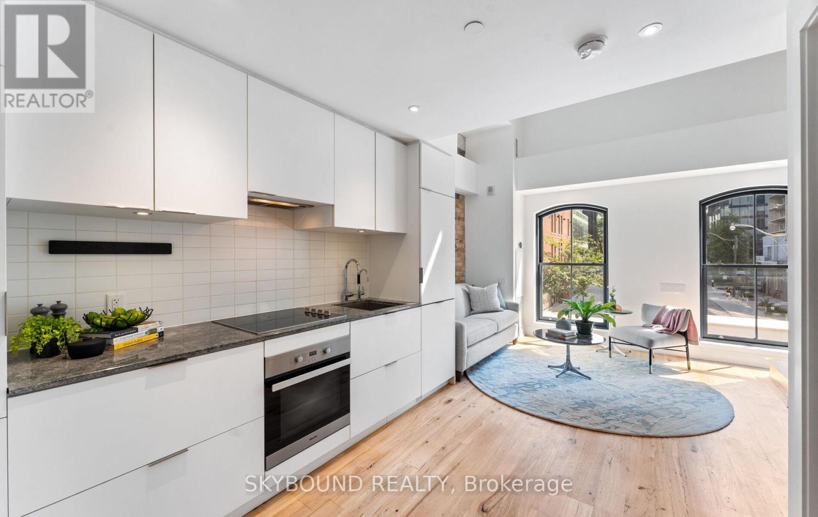 #223 5 ST. JOSEPH STREET E - 12
