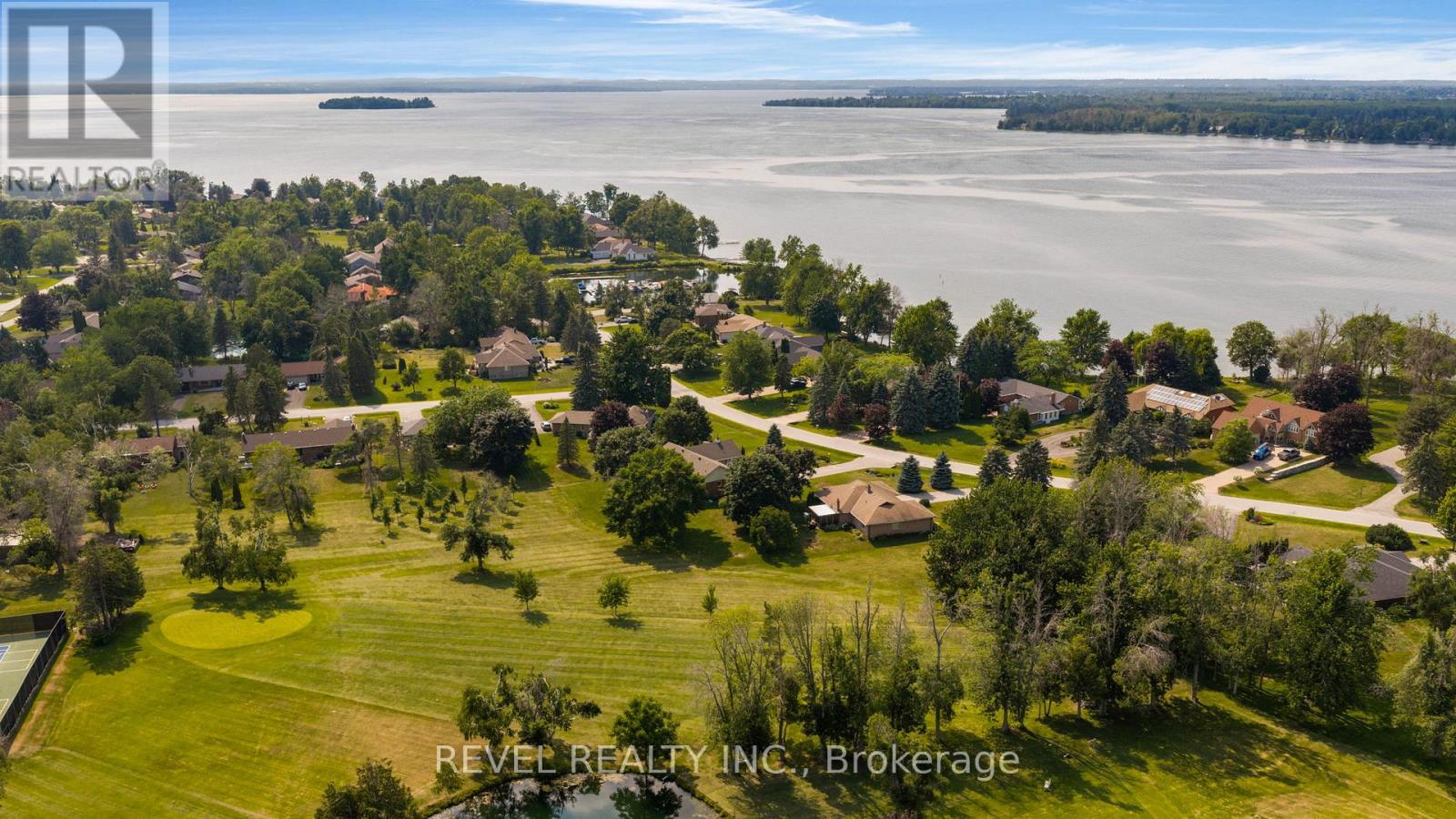 153 BAYSHORE DRIVE - 46
